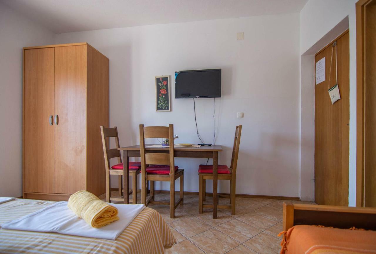 Apartmani Ćosić Duće Zewnętrze zdjęcie